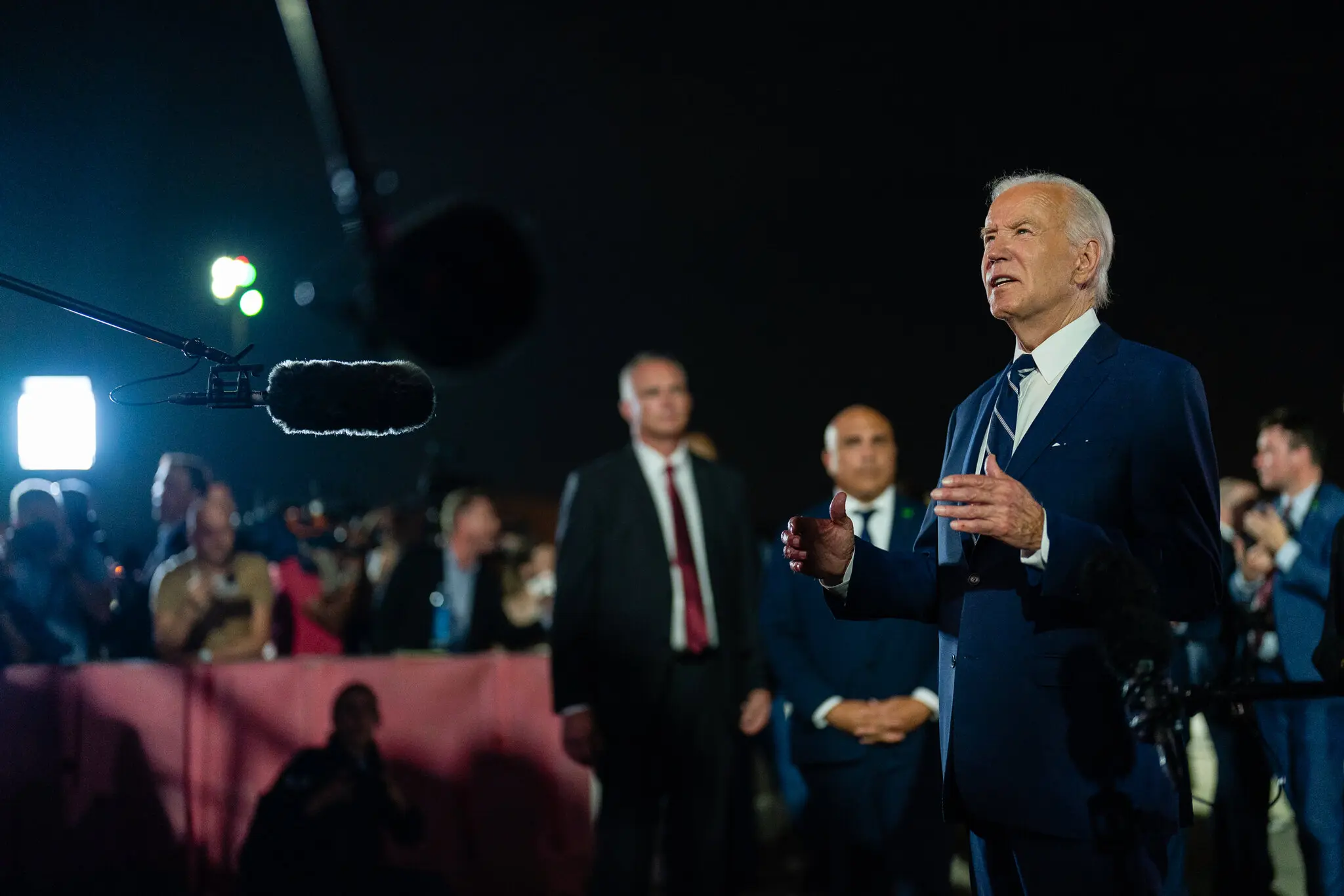 Виступаючи перед журналістами, президент Байден подякував союзникам, які, за його словами, зробили «найважчий виклик» під час обміну, особливо Німеччині та Словенії.